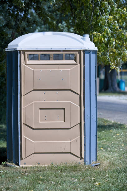 Best Portable bathroom rental  in Chico, CA